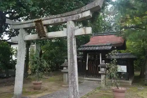 新日吉神宮の末社