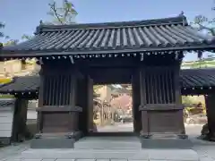 法性寺の山門