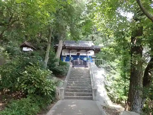 蜂穴神社（石清尾八幡宮末社）の景色