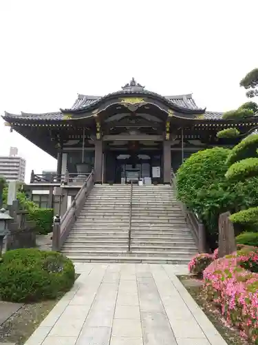 錫杖寺の本殿