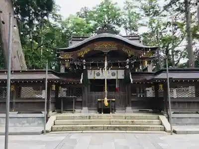 田村神社の本殿・本堂