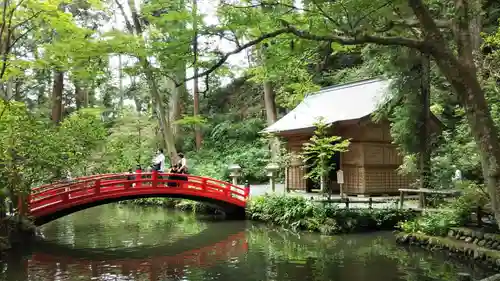 小國神社の庭園