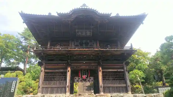 聖天院の山門・神門