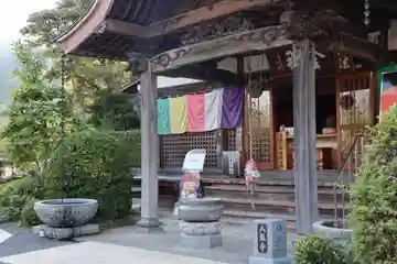 八坂寺の本殿・本堂