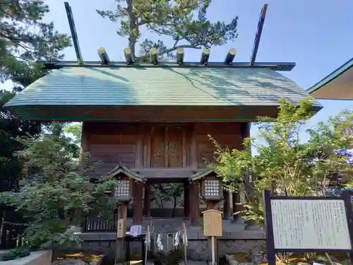 白山神社の末社