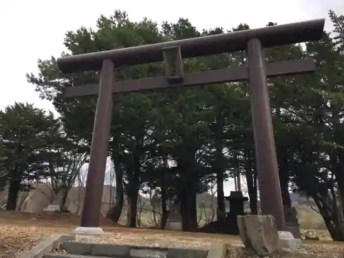 八幡神社の鳥居