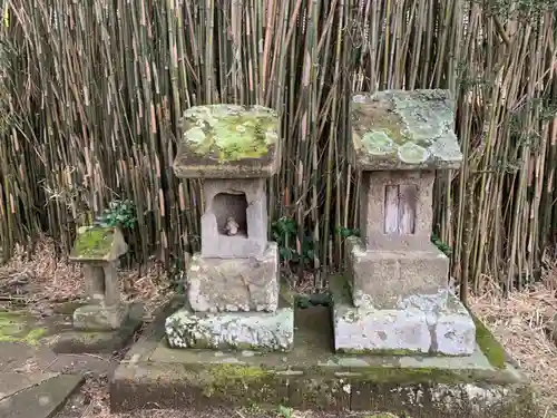 八雲神社の末社