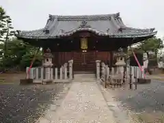 神明社の本殿