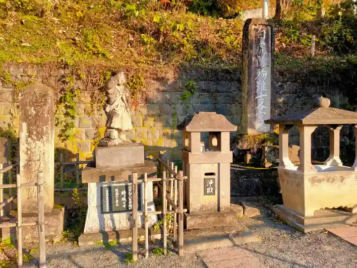 円通三匝堂(さざえ堂)(福島県)