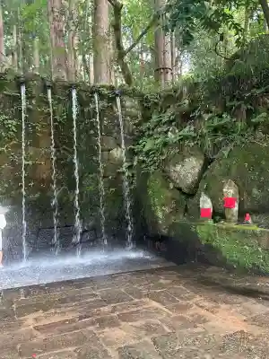 日石寺の{uncategorized: "未分類", other: "その他", undefined: "問題あり", building: "その他建物", grave: "お墓", sacred_gate: "鳥居", guardian: "狛犬", statue: "像", buddha: "仏像", history: "歴史", nature: "自然", garden: "庭園", animal: "動物", pagoda: "塔", temizu: "手水舎", mountain_gate: "山門・神門", sanctuary: "本殿・本堂", subordinate: "末社・摂社", art: "芸術", scenery: "景色", jizo: "地蔵", ema: "絵馬", goshuin: "御朱印", omikuji: "おみくじ", items: "授与品その他", amulet: "お守り", goshuincho: "御朱印帳", eats: "食事", festival: "お祭り", votive_dance: "神楽", shichigosan: "七五三参", wedding: "結婚式", experience: "体験その他", initially: "初詣", around: "周辺", anti_infection: "感染症対策"}