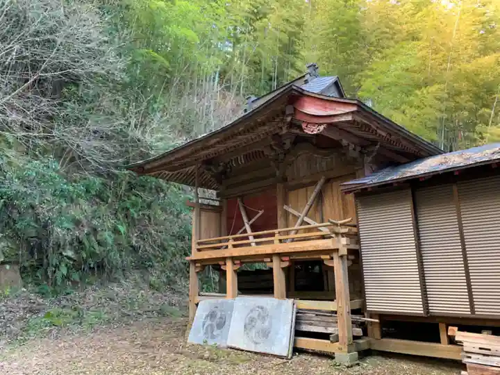 熊野神社の本殿・本堂