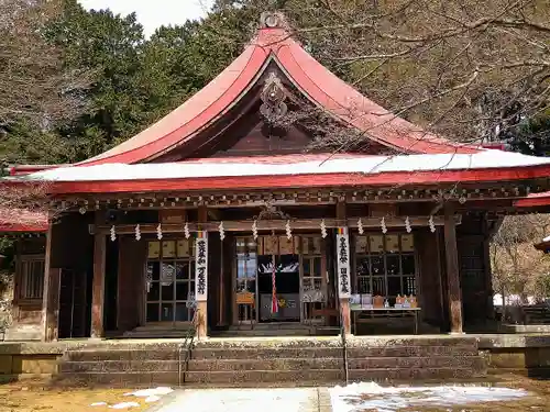 霊山神社の本殿・本堂