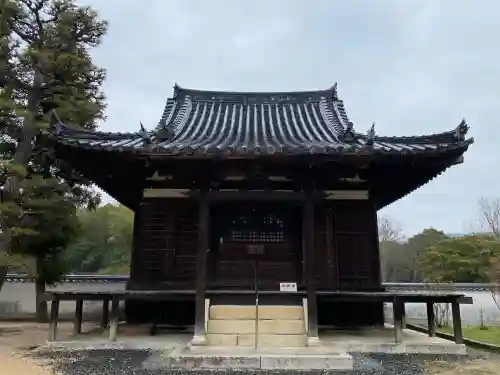 備中國分寺の{uncategorized: "未分類", other: "その他", undefined: "問題あり", building: "その他建物", grave: "お墓", sacred_gate: "鳥居", guardian: "狛犬", statue: "像", buddha: "仏像", history: "歴史", nature: "自然", garden: "庭園", animal: "動物", pagoda: "塔", temizu: "手水舎", mountain_gate: "山門・神門", sanctuary: "本殿・本堂", subordinate: "末社・摂社", art: "芸術", scenery: "景色", jizo: "地蔵", ema: "絵馬", goshuin: "御朱印", omikuji: "おみくじ", items: "授与品その他", amulet: "お守り", goshuincho: "御朱印帳", eats: "食事", festival: "お祭り", votive_dance: "神楽", shichigosan: "七五三参", wedding: "結婚式", experience: "体験その他", initially: "初詣", around: "周辺", anti_infection: "感染症対策"}