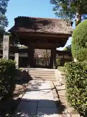 極楽寺（霊鷲山感應院極楽律寺）の山門