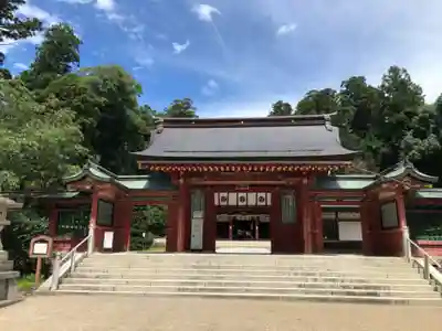 志波彦神社・鹽竈神社の山門・神門