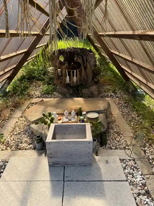 伊雜宮(皇大神宮別宮)の{uncategorized: "未分類", other: "その他", undefined: "問題あり", building: "その他建物", grave: "お墓", sacred_gate: "鳥居", guardian: "狛犬", statue: "像", buddha: "仏像", history: "歴史", nature: "自然", garden: "庭園", animal: "動物", pagoda: "塔", temizu: "手水舎", mountain_gate: "山門・神門", sanctuary: "本殿・本堂", subordinate: "末社・摂社", art: "芸術", scenery: "景色", jizo: "地蔵", ema: "絵馬", goshuin: "御朱印", omikuji: "おみくじ", items: "授与品その他", amulet: "お守り", goshuincho: "御朱印帳", eats: "食事", festival: "お祭り", votive_dance: "神楽", shichigosan: "七五三参", wedding: "結婚式", experience: "体験その他", initially: "初詣", around: "周辺", anti_infection: "感染症対策"}