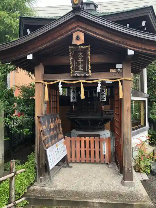 神明神社の末社・摂社