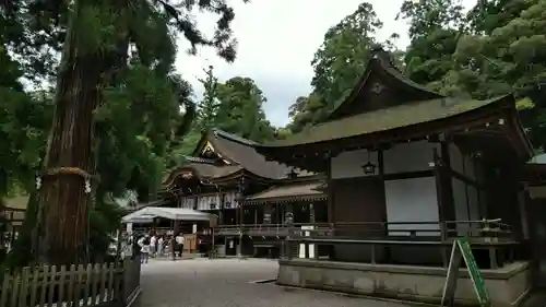 大神神社の本殿・本堂
