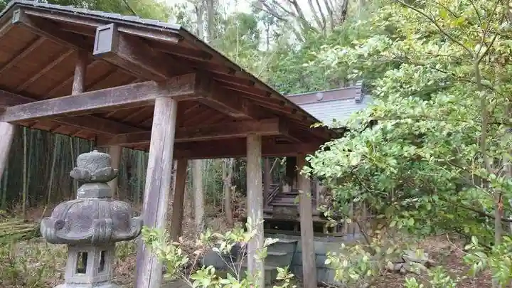 王宮伊豆神社の末社・摂社