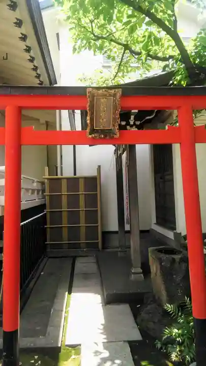 榊神社の末社・摂社