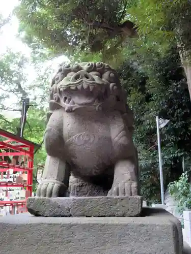 瀧泉寺（目黒不動尊）の狛犬