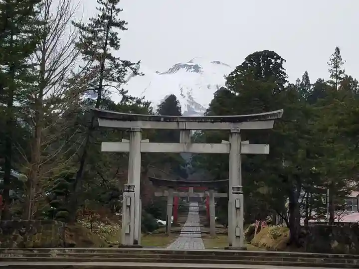 岩木山神社(青森県)