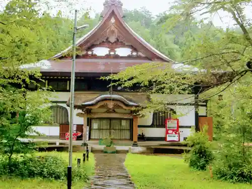 円蔵寺の本殿・本堂