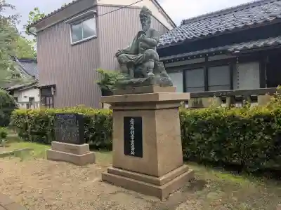 多太神社の{uncategorized: "未分類", other: "その他", undefined: "問題あり", building: "その他建物", grave: "お墓", sacred_gate: "鳥居", guardian: "狛犬", statue: "像", buddha: "仏像", history: "歴史", nature: "自然", garden: "庭園", animal: "動物", pagoda: "塔", temizu: "手水舎", mountain_gate: "山門・神門", sanctuary: "本殿・本堂", subordinate: "末社・摂社", art: "芸術", scenery: "景色", jizo: "地蔵", ema: "絵馬", goshuin: "御朱印", omikuji: "おみくじ", items: "授与品その他", amulet: "お守り", goshuincho: "御朱印帳", eats: "食事", festival: "お祭り", votive_dance: "神楽", shichigosan: "七五三参", wedding: "結婚式", experience: "体験その他", initially: "初詣", around: "周辺", anti_infection: "感染症対策"}