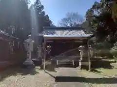 神明神社の本殿