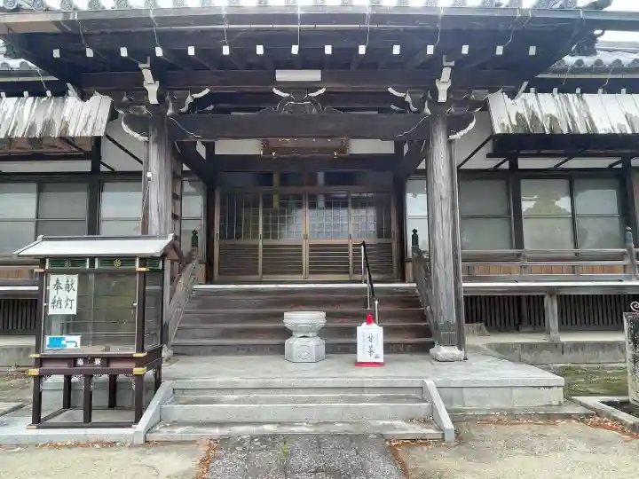 西蓮寺の{uncategorized: "未分類", other: "その他", undefined: "問題あり", building: "その他建物", grave: "お墓", sacred_gate: "鳥居", guardian: "狛犬", statue: "像", buddha: "仏像", history: "歴史", nature: "自然", garden: "庭園", animal: "動物", pagoda: "塔", temizu: "手水舎", mountain_gate: "山門・神門", sanctuary: "本殿・本堂", subordinate: "末社・摂社", art: "芸術", scenery: "景色", jizo: "地蔵", ema: "絵馬", goshuin: "御朱印", omikuji: "おみくじ", items: "授与品その他", amulet: "お守り", goshuincho: "御朱印帳", eats: "食事", festival: "お祭り", votive_dance: "神楽", shichigosan: "七五三参", wedding: "結婚式", experience: "体験その他", initially: "初詣", around: "周辺", anti_infection: "感染症対策"}