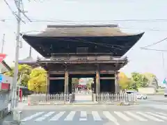 甚目寺の山門