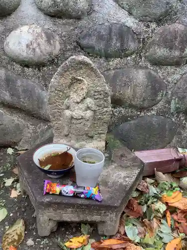 日出神社の地蔵