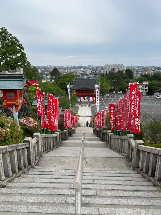成田山名古屋別院大聖寺(犬山成田山)の{uncategorized: "未分類", other: "その他", undefined: "問題あり", building: "その他建物", grave: "お墓", sacred_gate: "鳥居", guardian: "狛犬", statue: "像", buddha: "仏像", history: "歴史", nature: "自然", garden: "庭園", animal: "動物", pagoda: "塔", temizu: "手水舎", mountain_gate: "山門・神門", sanctuary: "本殿・本堂", subordinate: "末社・摂社", art: "芸術", scenery: "景色", jizo: "地蔵", ema: "絵馬", goshuin: "御朱印", omikuji: "おみくじ", items: "授与品その他", amulet: "お守り", goshuincho: "御朱印帳", eats: "食事", festival: "お祭り", votive_dance: "神楽", shichigosan: "七五三参", wedding: "結婚式", experience: "体験その他", initially: "初詣", around: "周辺", anti_infection: "感染症対策"}