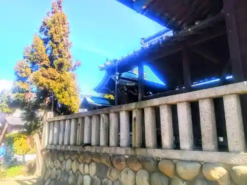 三十八所社の本殿・本堂