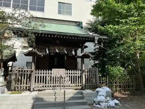 諏訪神社の本殿・本堂