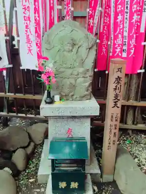 豊川稲荷東京別院の仏像