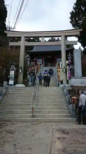 武蔵御嶽神社の鳥居