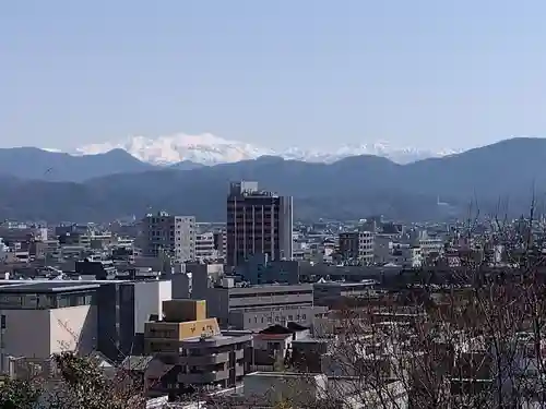 藤島神社（贈正一位新田義貞公之大宮）(福井県)