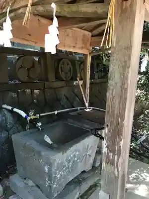 吉部八幡宮の手水舎