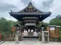 神泉苑の本殿・本堂