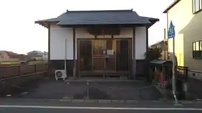 上高場六地蔵尊堂の本殿・本堂