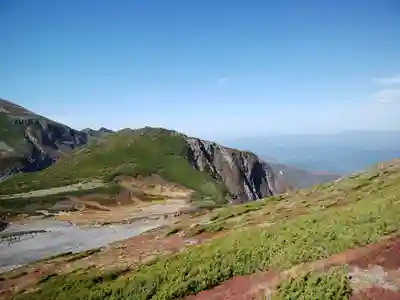 祠（大雪神社奥の院）(北海道)