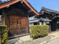 満願寺の{uncategorized: "未分類", other: "その他", undefined: "問題あり", building: "その他建物", grave: "お墓", sacred_gate: "鳥居", guardian: "狛犬", statue: "像", buddha: "仏像", history: "歴史", nature: "自然", garden: "庭園", animal: "動物", pagoda: "塔", temizu: "手水舎", mountain_gate: "山門・神門", sanctuary: "本殿・本堂", subordinate: "末社・摂社", art: "芸術", scenery: "景色", jizo: "地蔵", ema: "絵馬", goshuin: "御朱印", omikuji: "おみくじ", items: "授与品その他", amulet: "お守り", goshuincho: "御朱印帳", eats: "食事", festival: "お祭り", votive_dance: "神楽", shichigosan: "七五三参", wedding: "結婚式", experience: "体験その他", initially: "初詣", around: "周辺", anti_infection: "感染症対策"}