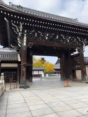 本願寺(西本願寺)の山門・神門