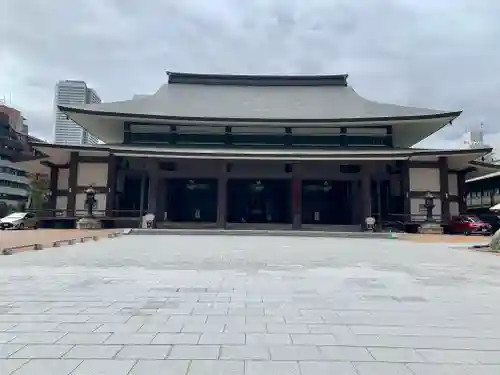 難波別院の本殿・本堂