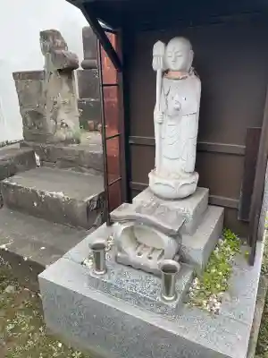 源長寺の{uncategorized: "未分類", other: "その他", undefined: "問題あり", building: "その他建物", grave: "お墓", sacred_gate: "鳥居", guardian: "狛犬", statue: "像", buddha: "仏像", history: "歴史", nature: "自然", garden: "庭園", animal: "動物", pagoda: "塔", temizu: "手水舎", mountain_gate: "山門・神門", sanctuary: "本殿・本堂", subordinate: "末社・摂社", art: "芸術", scenery: "景色", jizo: "地蔵", ema: "絵馬", goshuin: "御朱印", omikuji: "おみくじ", items: "授与品その他", amulet: "お守り", goshuincho: "御朱印帳", eats: "食事", festival: "お祭り", votive_dance: "神楽", shichigosan: "七五三参", wedding: "結婚式", experience: "体験その他", initially: "初詣", around: "周辺", anti_infection: "感染症対策"}