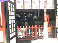 三崎稲荷神社の本殿・本堂