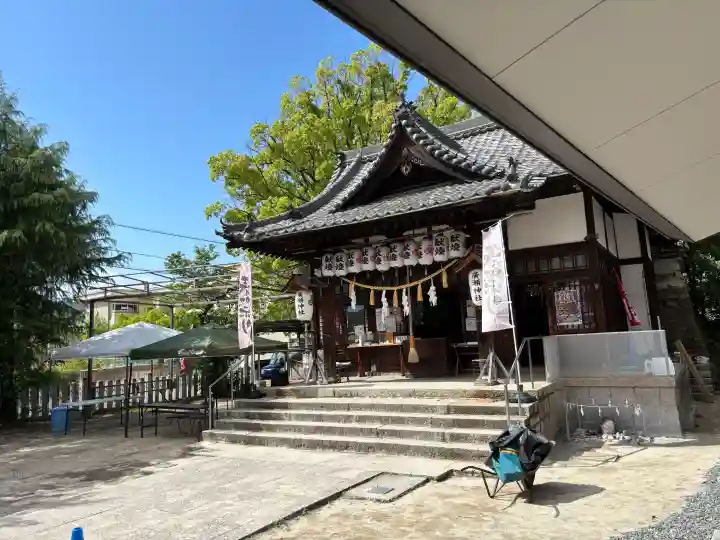 廣瀬神社の{uncategorized: "未分類", other: "その他", undefined: "問題あり", building: "その他建物", grave: "お墓", sacred_gate: "鳥居", guardian: "狛犬", statue: "像", buddha: "仏像", history: "歴史", nature: "自然", garden: "庭園", animal: "動物", pagoda: "塔", temizu: "手水舎", mountain_gate: "山門・神門", sanctuary: "本殿・本堂", subordinate: "末社・摂社", art: "芸術", scenery: "景色", jizo: "地蔵", ema: "絵馬", goshuin: "御朱印", omikuji: "おみくじ", items: "授与品その他", amulet: "お守り", goshuincho: "御朱印帳", eats: "食事", festival: "お祭り", votive_dance: "神楽", shichigosan: "七五三参", wedding: "結婚式", experience: "体験その他", initially: "初詣", around: "周辺", anti_infection: "感染症対策"}