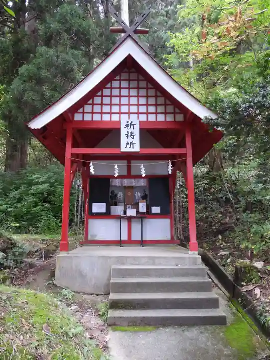 御座石神社(秋田県)