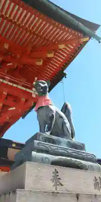 伏見稲荷大社の狛犬